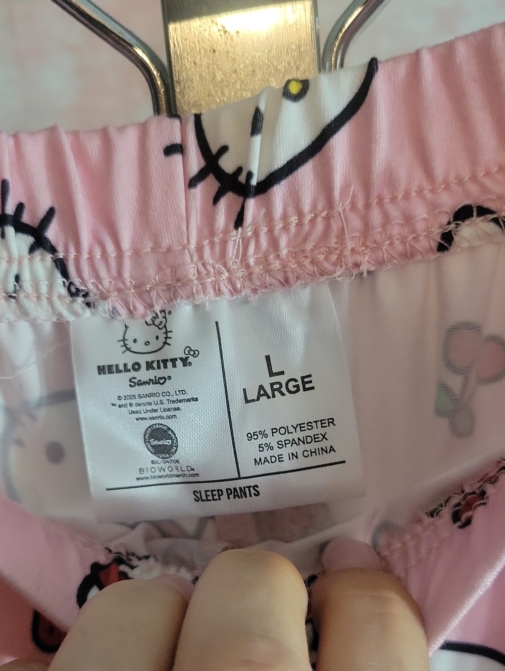 Hello Kitty Pajama Pants - Picture 4 of 7
